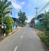 Bán lô đất 2 mặt tiền đường Long Chiến