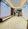 - Bán nhà đường Trần Cung, sát phố, nội thất xịn sò, 43m2, 10.8 tỷ.