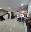 Bán căn biệt thự Nine south sát căn góc DT 140m2 đường lớn số 11 giá 19.5 tỷ