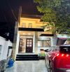Nhà cách Phạm Văn Đồng 200m_oto đậu trong sân