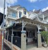 CĂN VILLA NGHỈ DƯỠNG NỞ HẬU, SÂN ĐẬU Ô TÔ RỘNG RÃI NGAY TRUNG TÂM PHƯỜNG 12