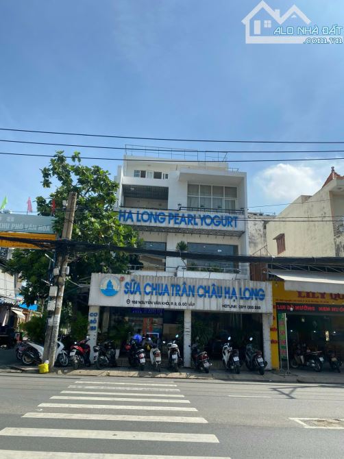 HOT nhà Mặt Tiền Cô Bắc P.Cô Giang Q1, DT:4x25m, 4 Tầng, HĐT:80tr, Giá:39Tỷ