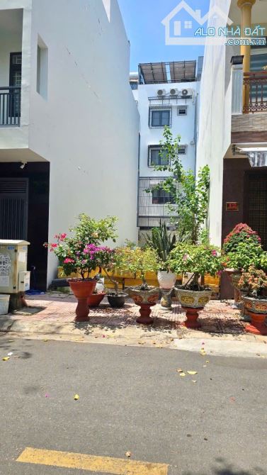 Bán đất đường 5c KĐT Hà Quang 2 bao ép cọc giá 5 tỷ 250