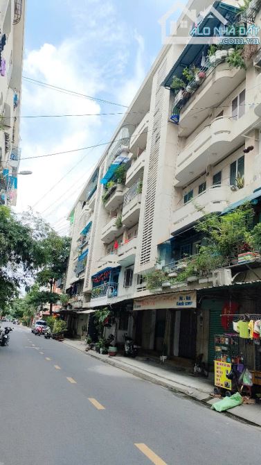 Chỉ 40 triệu/m2 sở hữu ngay căn hộ chung cư 65m2 - 3PN gần trường ĐH Văn Lang, sân bay P5