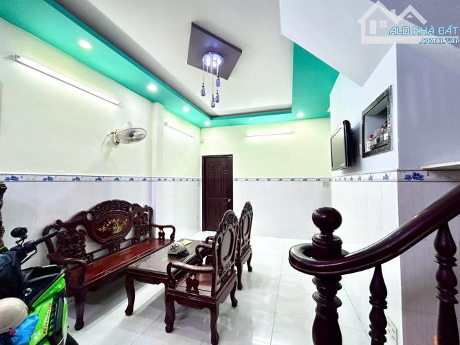 NHÀ TÂN BÌNH KHU VIP BÀU CÁT,NGANG GẦN 5M,HẺM Ô TÔ,58M2(4.9×12),4 PHÒNG NGỦ, CHỈ 7 xx TỶ