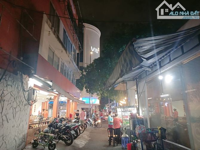 BÁN NHÀ TT ĐIỆN BIÊN PHỦ , QUẬN 10 – 1 BƯỚC RA MẶT TIỀN – HẺM XE HƠI – 4 TẦNG - 17 TỶ TL