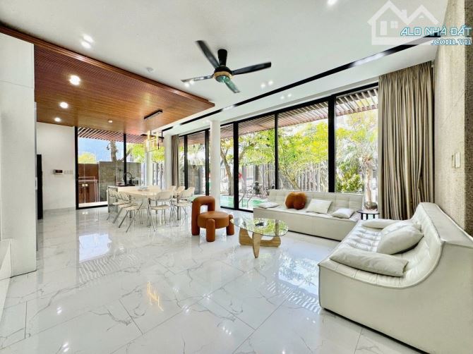 🔥 SIÊU PHẨM- VILLA LÔ GÓC 4 TẦNG, DÒNG TIỀN ỔN ĐỊNH 80TR/THÁNG - TRUNG TÂM HẢI CHÂ