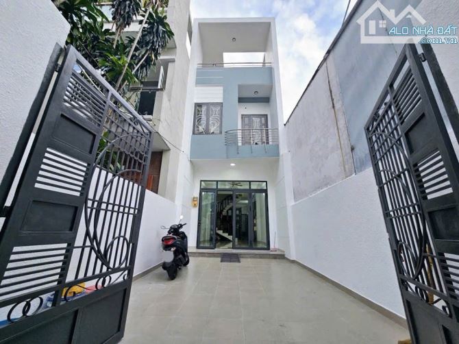 Nhà 3 tầng đường TÂN THỚI NHẤT 01, phường TÂN THỚI NHẤT, Q12, dt 91,4m2 (4mx22,9m). 6,6Tỷ