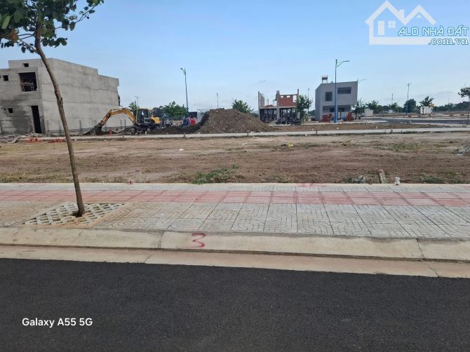 Mặt tiền hương lộ 2 Hoà Long 5x33 80tc