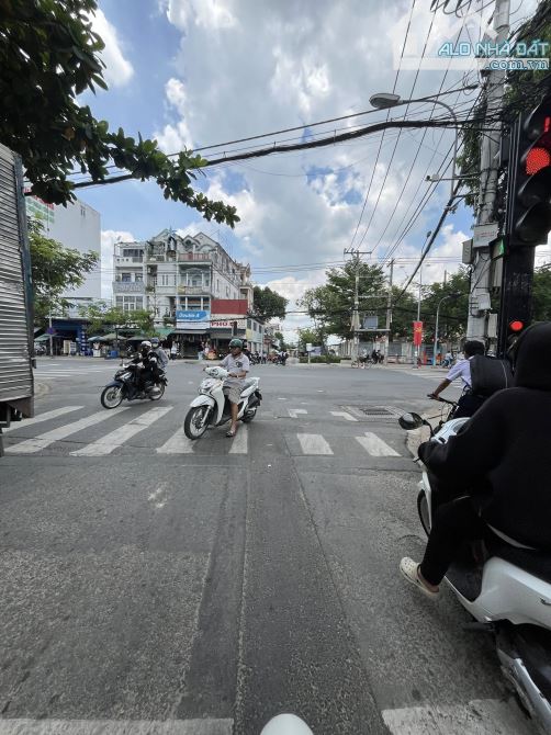 BÁN GẤP NHÀ MẶT TIỀN THỚI AN 13, QUẬN 12 –4 TẦNG, 100m²–CHỈ 9,5 TỶ–FULL NỘI THẤT CAO CẤP