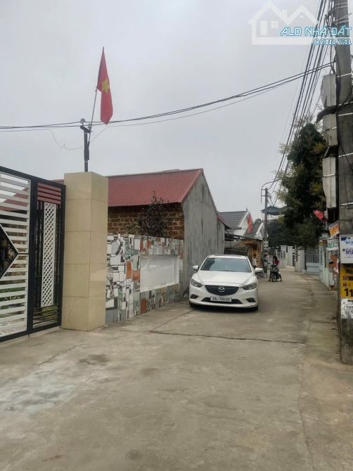 Chính chủ nhờ bán lô góc siêu đẹp 👉 văn bình -thường tín