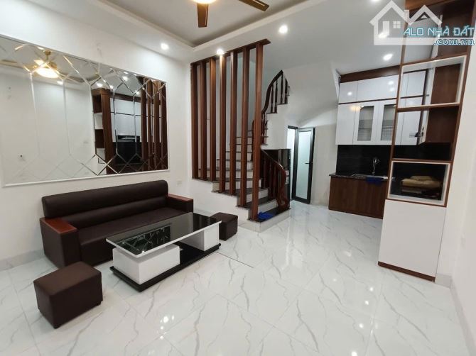 BÁN NHÀ NGỌC THUỴ LONG BIÊN Hà Nội OTO ĐỖ CỔNG