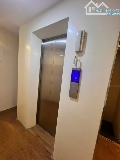Bán CHDV Cống Quỳnh, Quận 1, DT: 4x20m 26 Phòng 5 tầng thang máy giá 15,5 tỷ