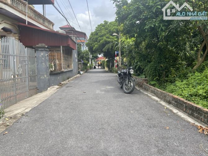 Bán 80m đất thôn 8 Đông Dư, ô tô 7 chỗ vào nhà, gần dự án Vinsafari dư địa lớn