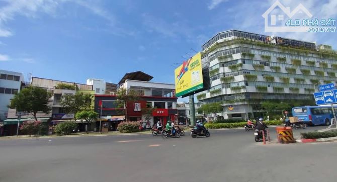 🏡 Giáp Q5 -Ngay CẦU CHÀ VÀ 85M2 Mặt tiền KINH DOANH Cực SẦM UẤT Ngang 5 NỞ HẬU đẹp 💸