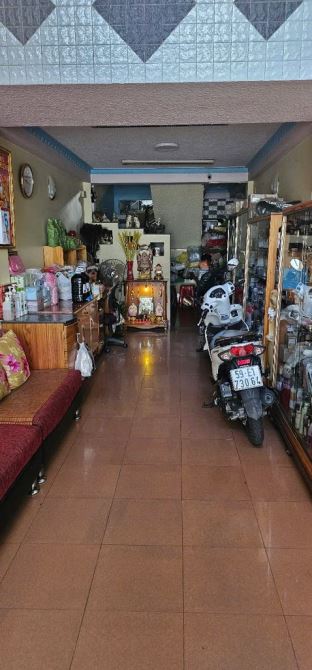 MẶT TIỀN KINH DOANH CỰC ĐỈNH, NGAY CHỢ THỦ ĐỨC, 4 TẦNG, 75m2 CHỈ 9,5 TỶ.
