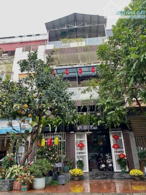 CỰC HIẾM- DUY NHẤT 1 CĂN VIEW VƯỜN HOA- MẶT TIỀN CỰC ĐẸP – 2 MẶT THOÁNG ĐẸP NHẤT KHU – VỈA