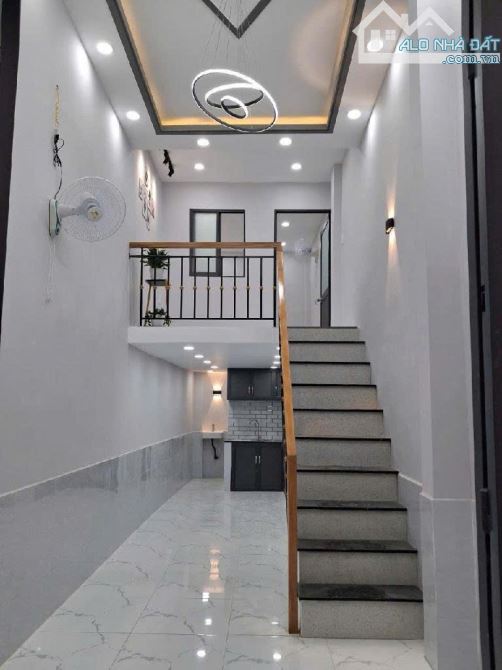 GIẢM GIÁ NHÀ ĐẸP CẠNH KHU TÊN LỬA (BÌNH TÂN) 💰 GIÁ CHỈ 2 TỶ XÍU