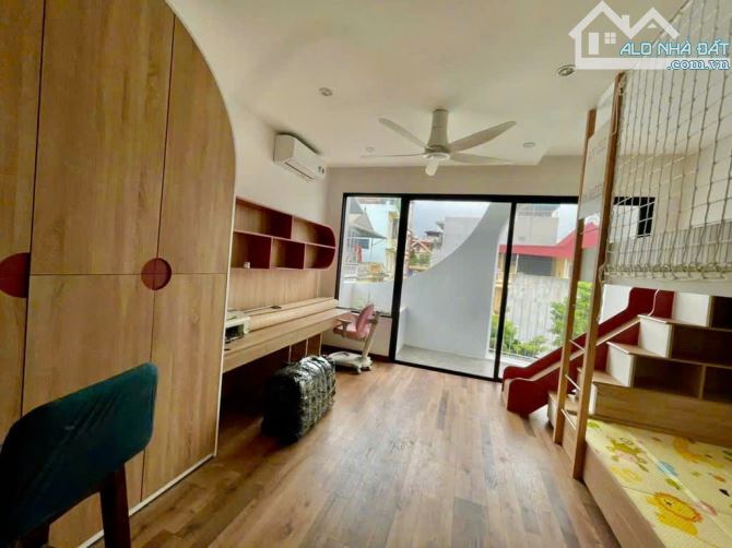 Cần bán nhà Xuân ĐỈnh - 6 tầng - oto vào nhà - 60.5m2