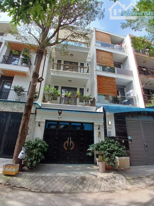 Bán Nhà Xinh + Hẻm Nhựa Gần Công Viên, 4 Tầng BTCT Mới Cứng Vào Ở Ngay , Gần ĐH Văn Lang