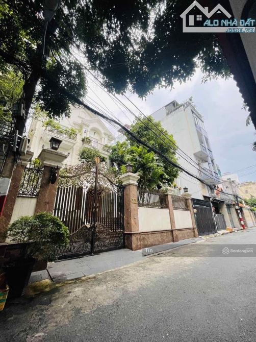 HÀNG HIẾM: Biệt thự cao cấp đường Mạc Đĩnh Chi, Q.1 ngang 15m Giá 54 tỷ