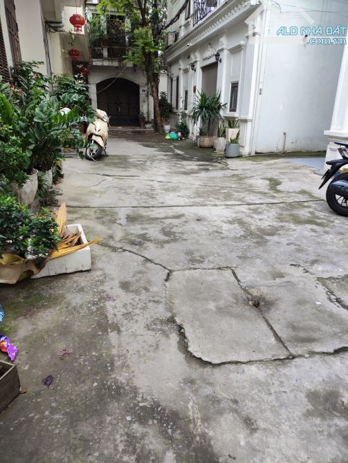 Đất Phân lô Ngọc Lâm 45m2 thông Nguyễn Văn Cừ Hồng Tiến