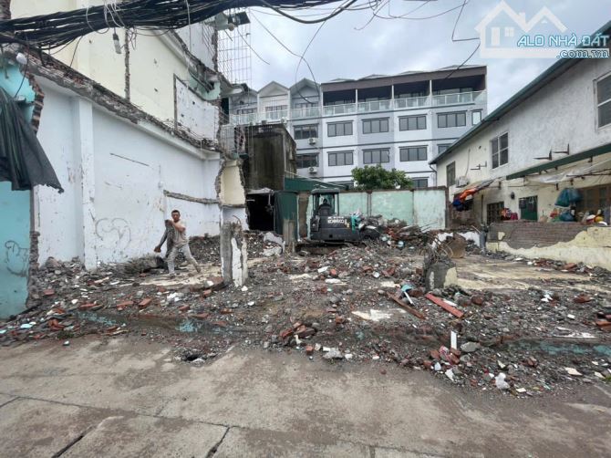 BÁN ĐẤT TRUNG TÂM QUẬN HAI BÀ TRƯNG,NGÕ THOÁNG GẦN PHỐ, Ô TÔ VÀO NHÀ, 60M2 GIÁ 13.X TỶ