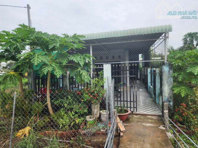Cần bán gấp nhà để trả nợ MT đường Phan Văn Đáng- Phú Đông Nhơn Trạch sổ riêng 1,65 tỷ