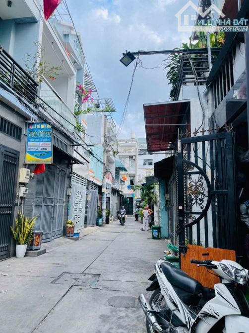 1/ Ngay Lê Trọng Tấn- BHH B.Tân- 60M2(4x15)- HXH Thông- Nhỉnh 4$- Có Dòng tiền