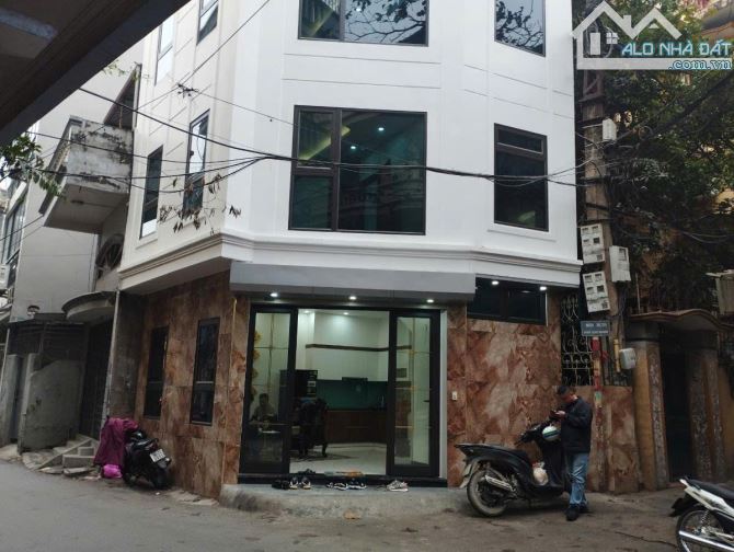Bán nhà phân lô Kim Ngưu 5 tầng DT 36m2 MT 5m giá nhỉnh 9 tỷ