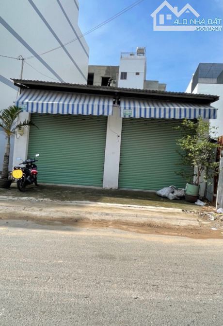 (HOT) NHÀ MẶT TIỀN THÁI THỊ NHẠN, TÂN  BÌNH (8mx28m) - GIÁ 34 TỶ (TL)