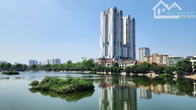 BÁN BIỆT THỰ LÔ GÓC MẶT HỒ VĂN QUÁN – VỊ TRÍ KINH DOANH ĐỈNH – HÈ RỘNG – SỔ VUÔNG ĐẸP