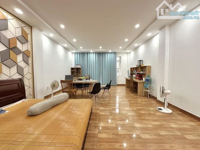 **Bán nhà mặt tiền Lê Lai** p12 quận Tân Bình; (5*35) 4 tầng - 15 tỷ