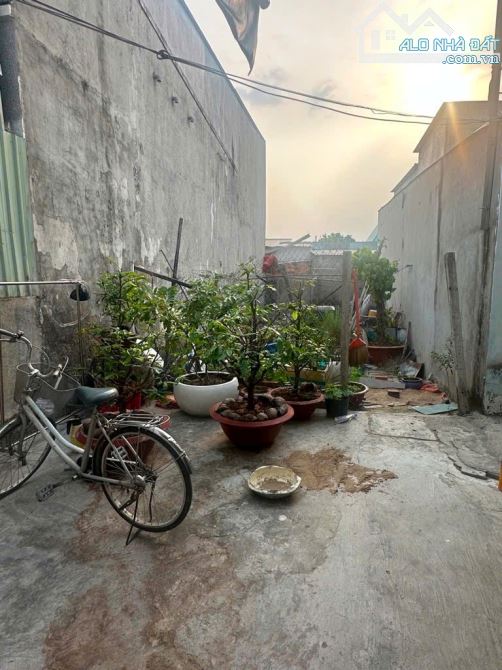 ĐẤT NHÀ BÈ - 63m2 - 4,2m x 15m- THỔ CƯ FULL - GIÁ 2 TỶ NHỈNH