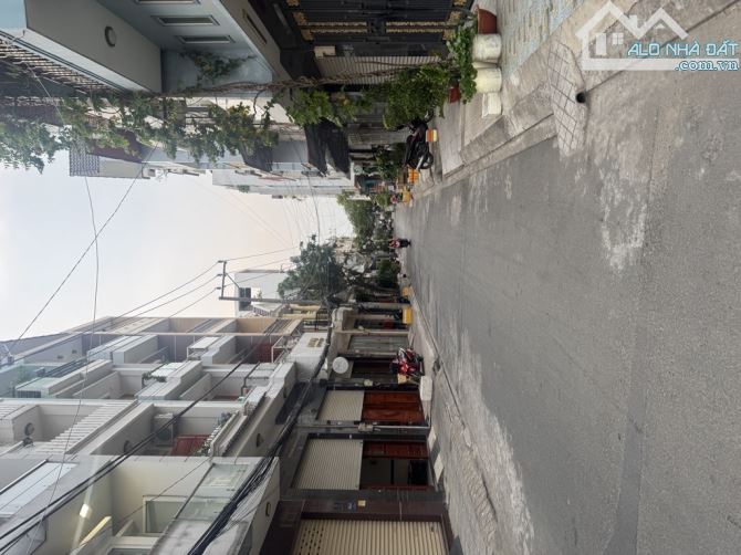 NGỘP BANK GẤP BÁN LÔ GỐC TÂN BÌNH - ĐƯỜNG 10M - 85M2 4 TẦNG 8PN CHỈ 9 TỶ