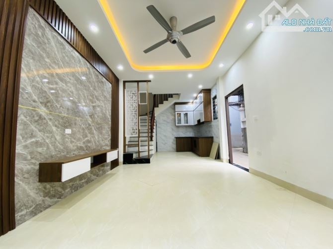 Cần Bán Gấp Căn Nhà Mới Xây Ở Mậu Lương,HĐ,Ô Tô Đỗ Gần.Giá 6.5Tỷ Có TL