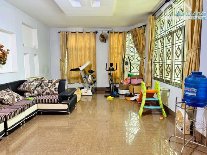 NHÀ 5 TẦNG PHAN HUY ÍCH 8PN – 100M2 NGANG KHỦNG 6.9M – XE HƠI NÉ NHAU – CHỈ 12.9 TỶ