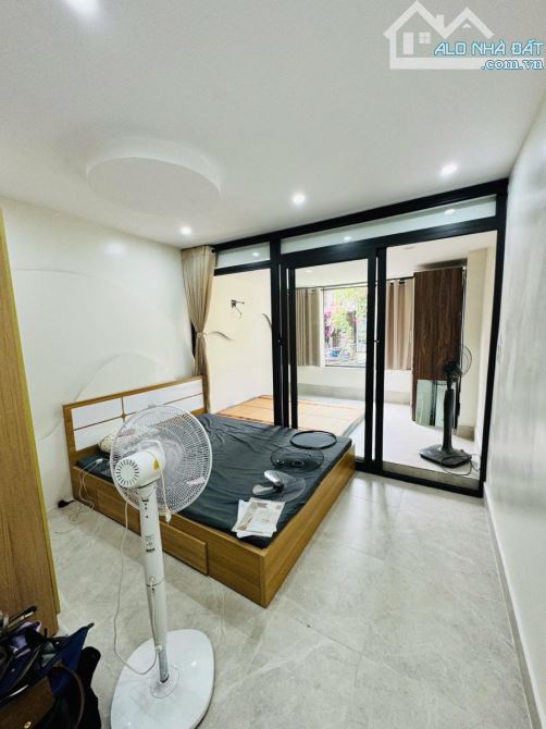 BÁN TẬP THỂ TẠI PHỐ KIM MÃ – 60M2 - 2PN - THOÁNG TRƯỚC SAU – NGÕ Ô TÔ TRÁNH – SỔ ĐỎ!!!