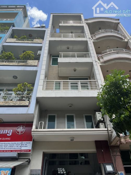 Bán nhà đối diện Bệnh Viện Chợ Rẫy mặt tiền đường Nguyễn Chí Thanh P.7 Q.11