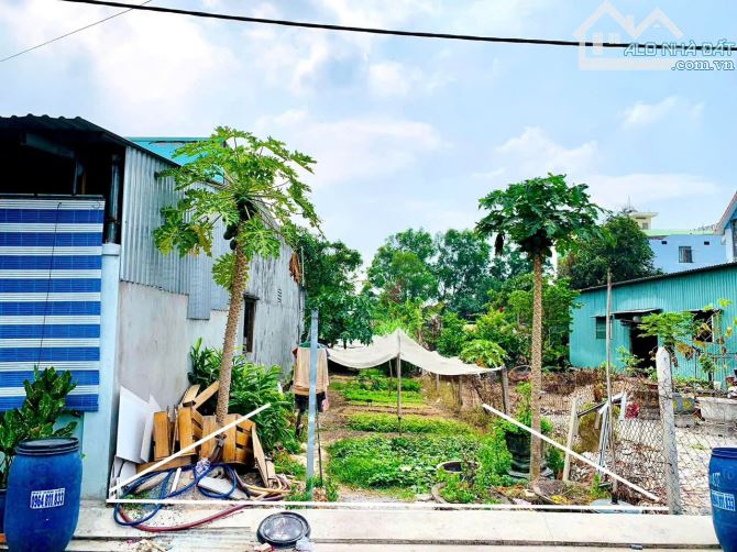 Bán đất gần Sân vận động Củ Chi 5x27 135m2 Gần full thổ cư có 119m2 thổ cư 980 Triệu