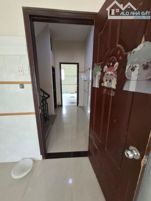 Nhà 3 Tầng ,55M2 Phạm Thế Hiển Q.8 Giá tốt ,Hẻm thông Giá chỉ 4.5 Tỷ