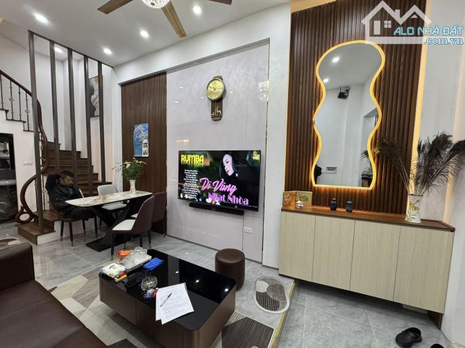 Bán nhà quang trung la khê hà đông vài bước ra phố DT35m2 giá nhỉnh 6 tỷ
