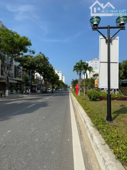 Bán cặp đất đường lớn Hồ Xuân Hương 265m2 ngang 10m giá tốt