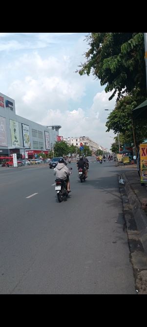 Bán Gấp Nhà MTĐ Nguyễn Oanh 8x18m giá 28tỷ thương Lượng gân chợ an nhơn