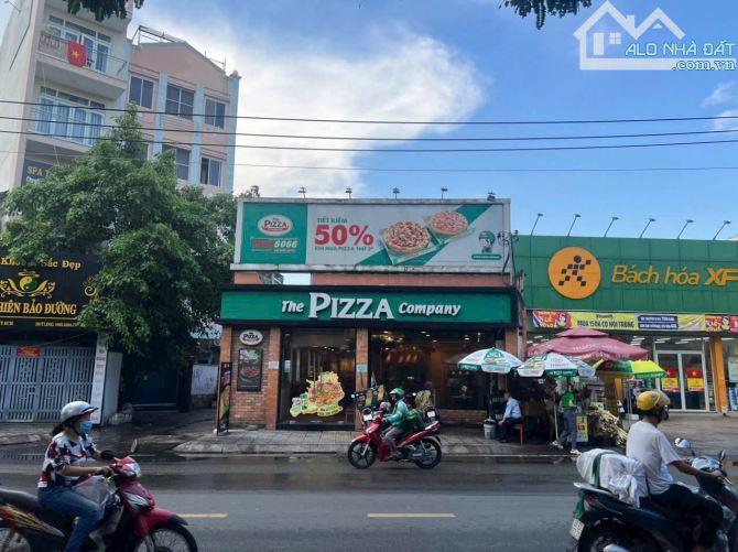 Bán nhà Góc 2MT Hoà Bình, Q11- 2 tầng, 8.4x27m, NH 13.5m, 190m2, Giá 40 Tỷ