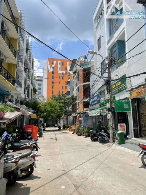 NGUYỄN THÁI SƠN SÁT EMART, GẦN ĐH VĂN LANG - DTSD 50M2 - 1T1L 2PN NHÀ MƠI Ở NGAY - Chỉ 2.X
