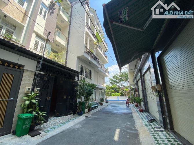 Khu Phân Lô Emart, HXH Phan Huy Ích - 5 Tầng, 4PN, 68m² - Giá chỉ 7.x Tỷ