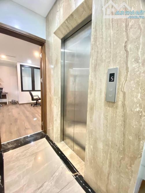 Bán nhà phân lô ô tô phố Tôn Đức Thắng quận Đống Đa 70m2, MT4m, 6 Tầng, Thang Máy, KD