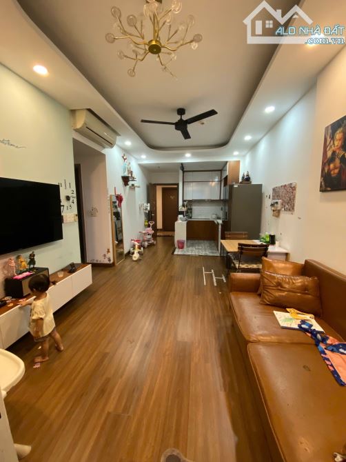 Bán chung cư Galaxy 9 - 68m2 2pn2wc - Giá 6,3 tỷ ( đã có sổ )