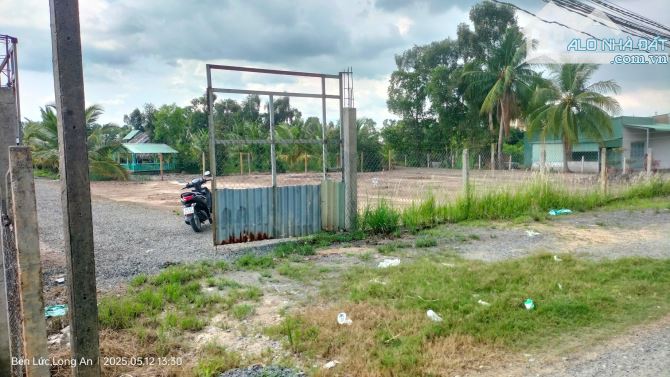 Hạ giá bán gấp Đất vườn 5000m2 đối diện dự án Lago, cách ĐT 824 chỉ 300m, Lương Bình, BL